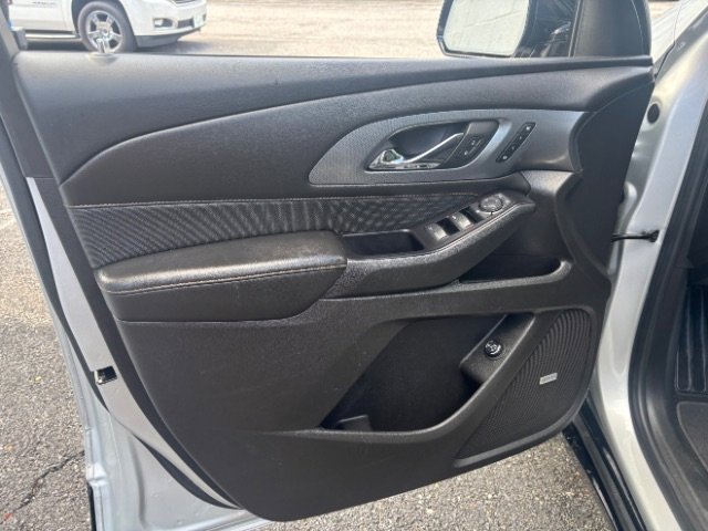 Used 2018 Chevrolet Traverse Premier w/ Redline Edition image 11