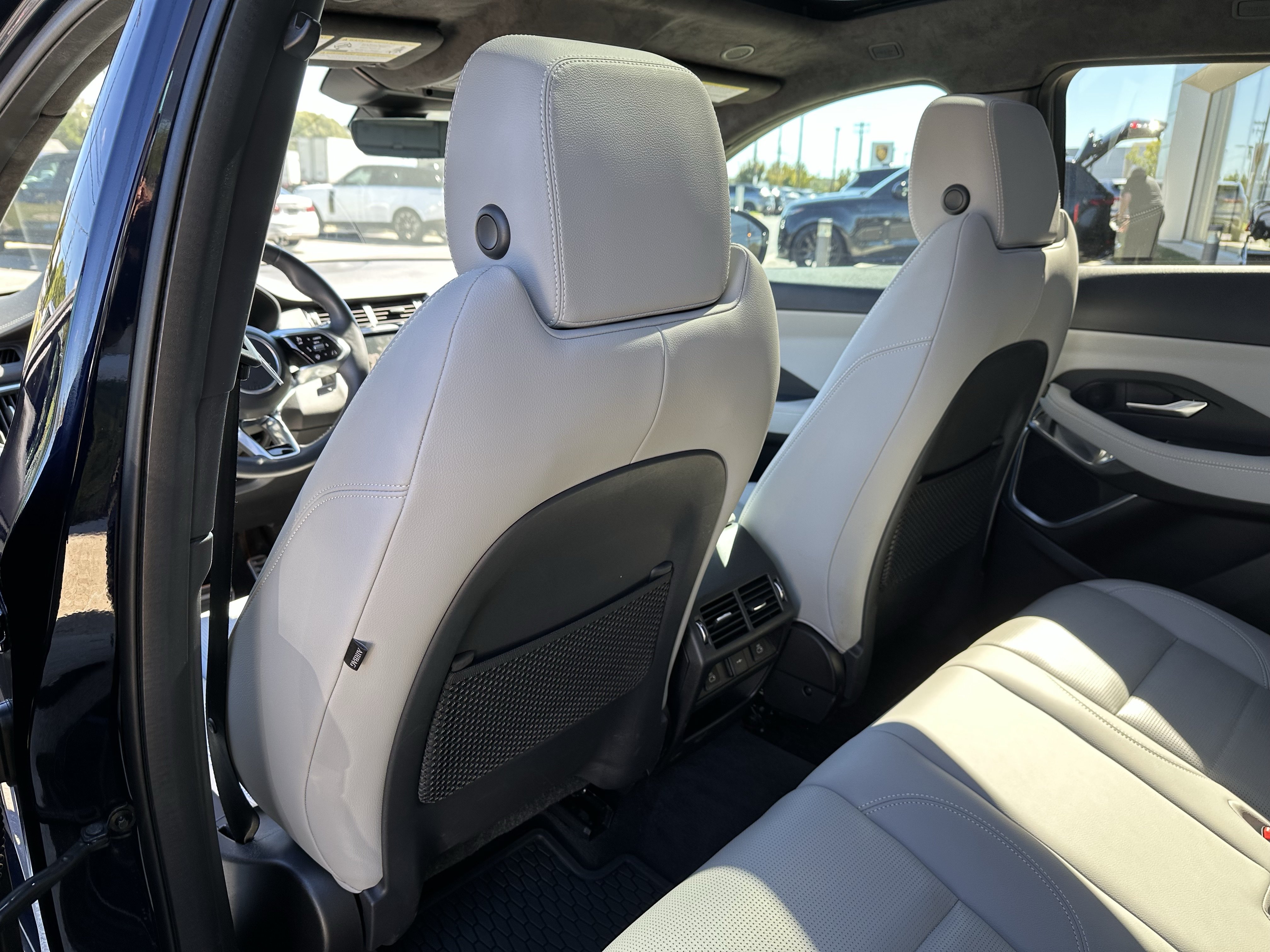 Certified 2024 Jaguar E-PACE R-Dynamic SE AWD/4WD image 34