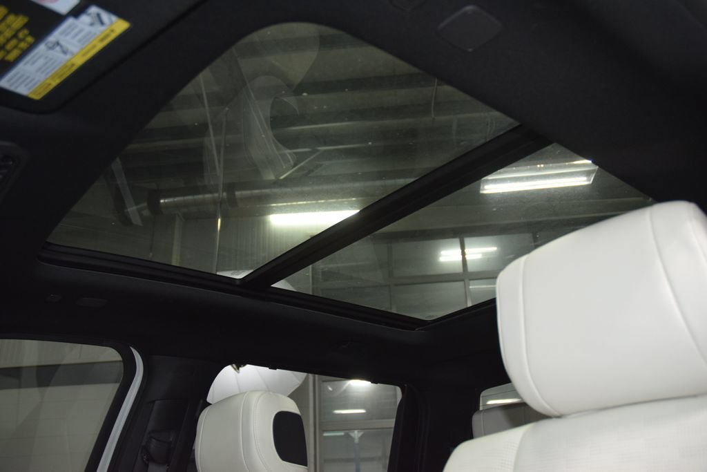 Used 2022 Toyota Tundra Capstone AWD/4WD image 48