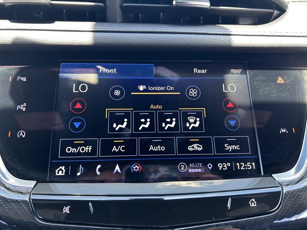 Used 2024 Cadillac XT6 Sport w/ Technology Package image 31