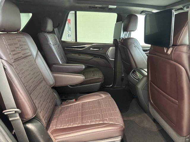 Used 2022 Cadillac Escalade Premium Luxury Platinum image 14