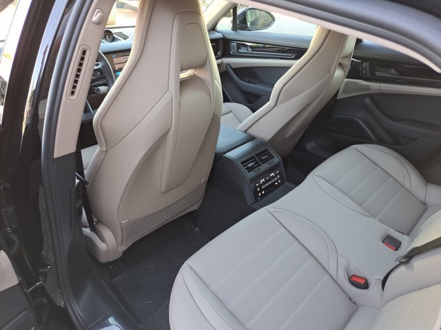 New 2026 Porsche Panamera 4 image 20