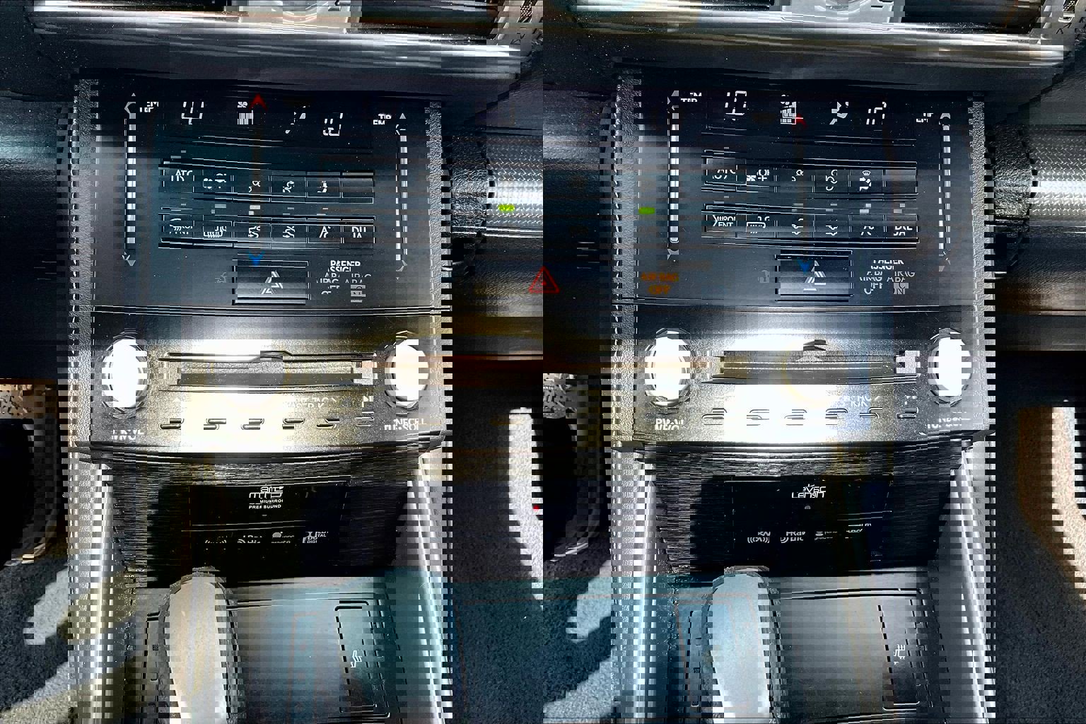 Used 2014 Lexus IS 350 w/ F Sport Package image 27