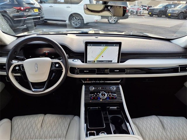 Certified 2023 Lincoln Aviator Black Label image 4