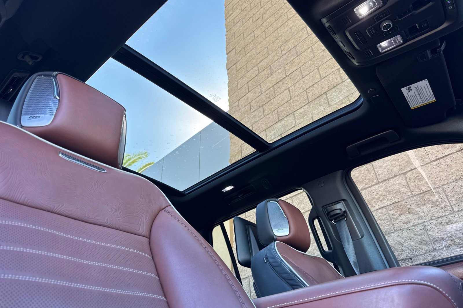 Certified 2023 GMC Yukon Denali Ultimate AWD/4WD image 20