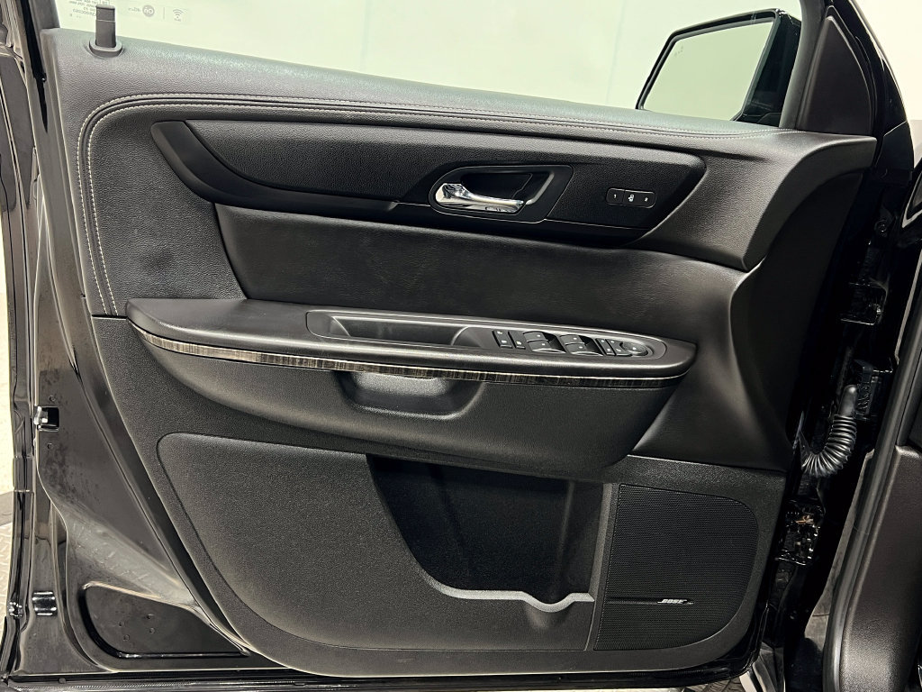 Used 2017 GMC Acadia Limited SLT FWD image 15