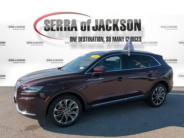 Used 2022 Lincoln Nautilus Reserve AWD/4WD image 5