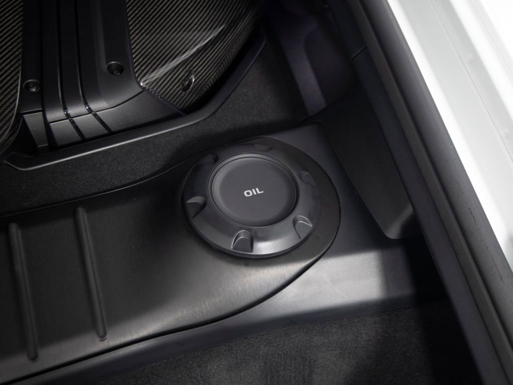 Certified 2023 Porsche 718 Cayman GT4 RS w/ Weissach Package image 65