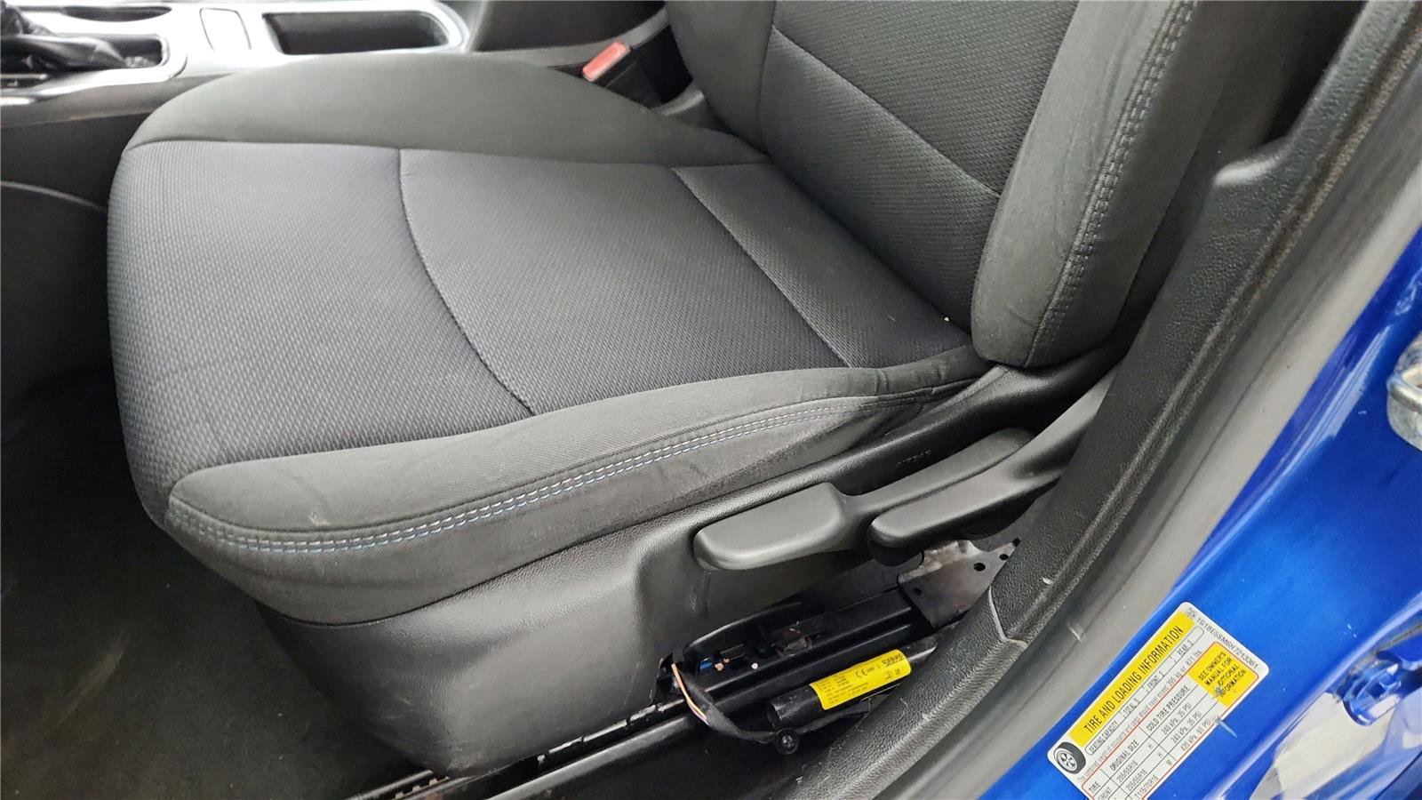 Used 2017 Chevrolet Cruze LT FWD image 44