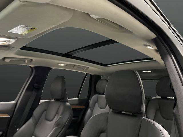 Used 2024 Volvo XC90 B5 Plus image 7