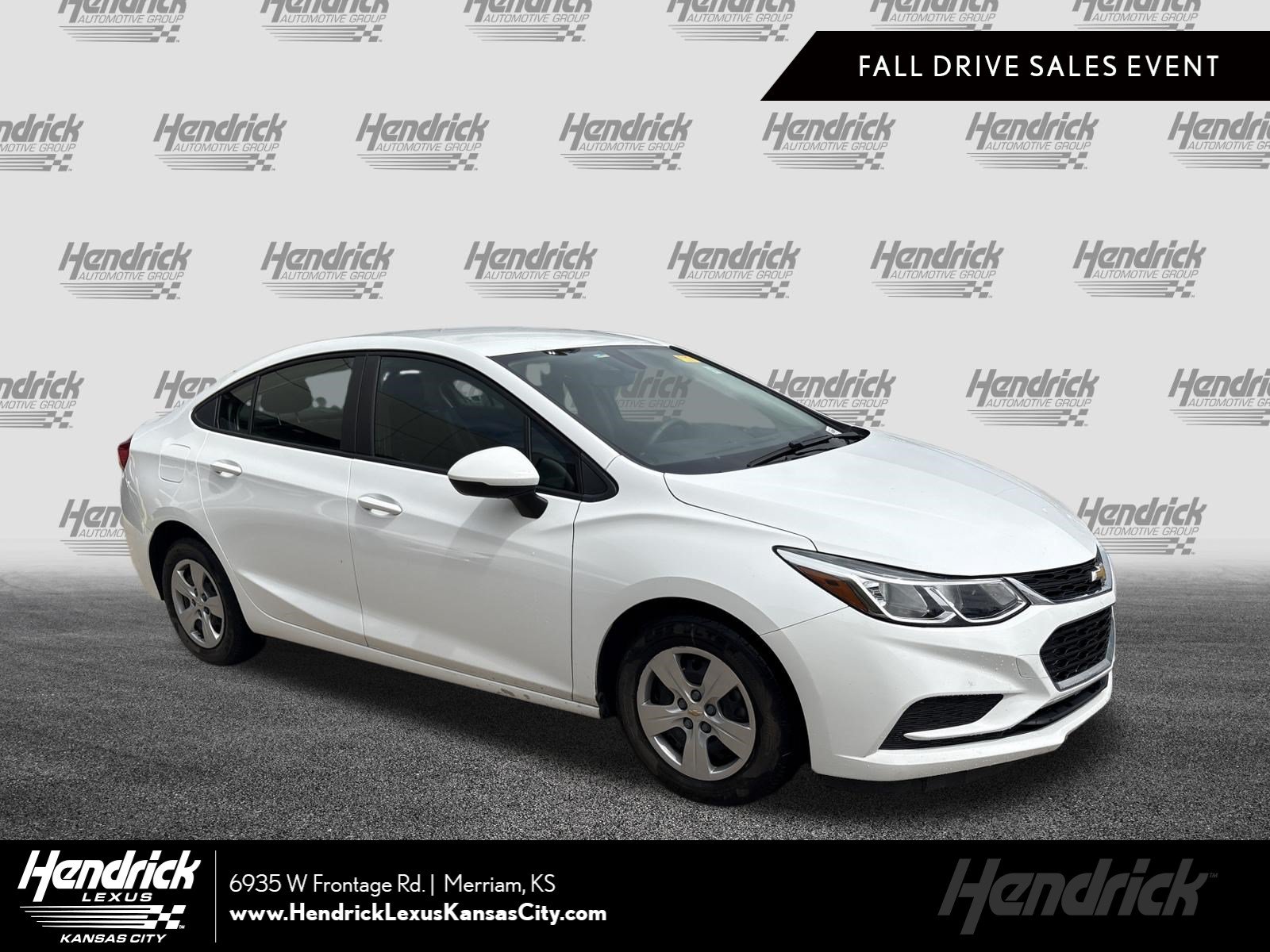 Used 2018 Chevrolet Cruze LS FWD image 1