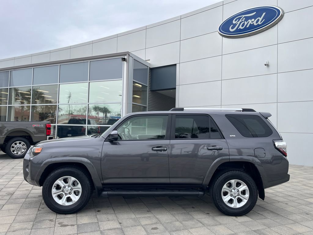 Used 2022 Toyota 4Runner SR5 image 3