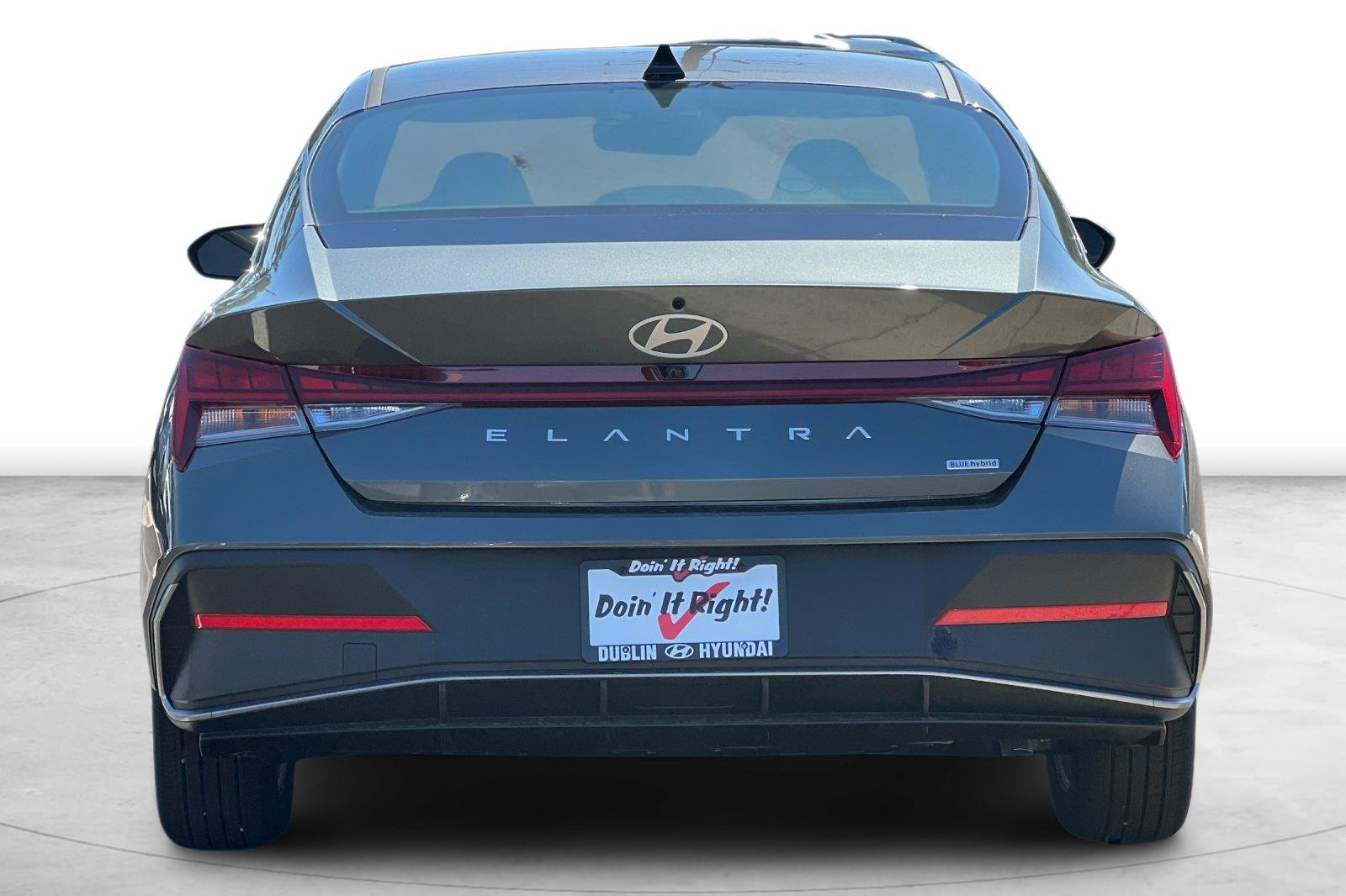 New 2026 Hyundai Elantra Hybrid FWD image 5