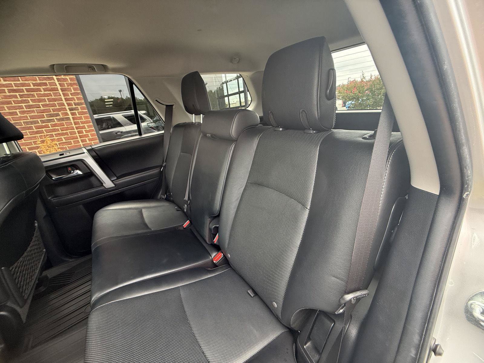 Used 2022 Toyota 4Runner Limited RWD image 19
