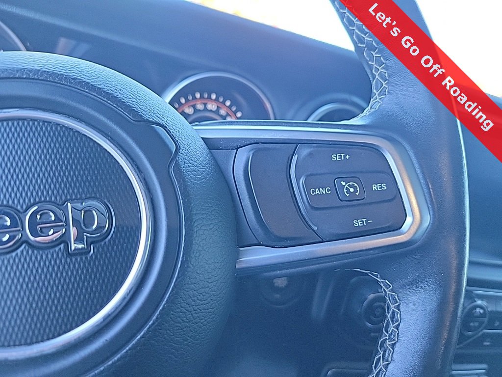 Used 2020 Jeep Gladiator Overland image 25