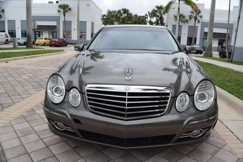 Used 2008 Mercedes-Benz E 350 4MATIC Sedan image 36