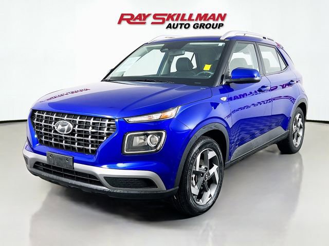 Used 2025 Hyundai Venue SEL FWD image 3