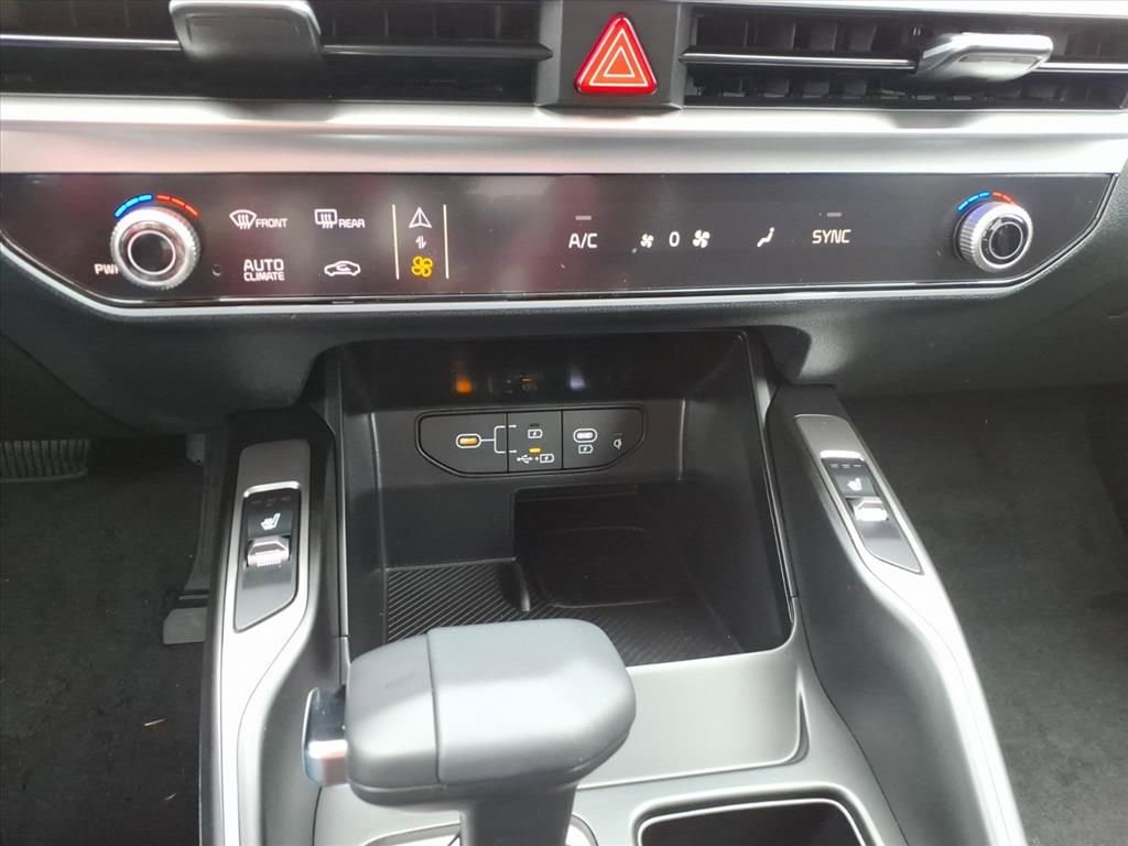 New 2026 Kia Sorento EX AWD/4WD image 18