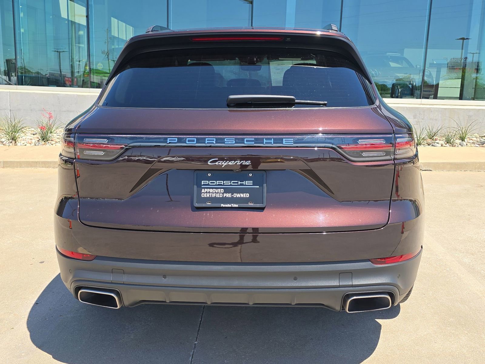 Certified 2023 Porsche Cayenne AWD/4WD image 6