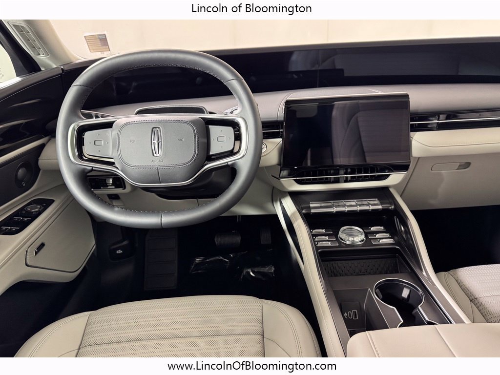 New 2026 Lincoln Nautilus Reserve w/ Jet Appearance Package AWD/4WD image 18