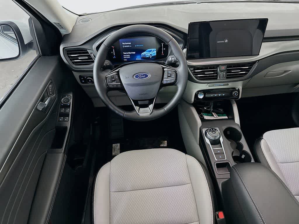 Used 2025 Ford Escape SE FWD image 10