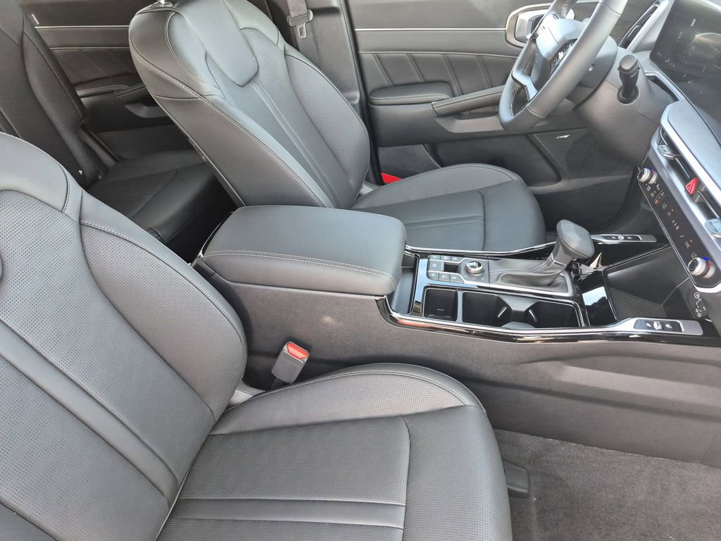 New 2026 Kia Sorento SX image 17
