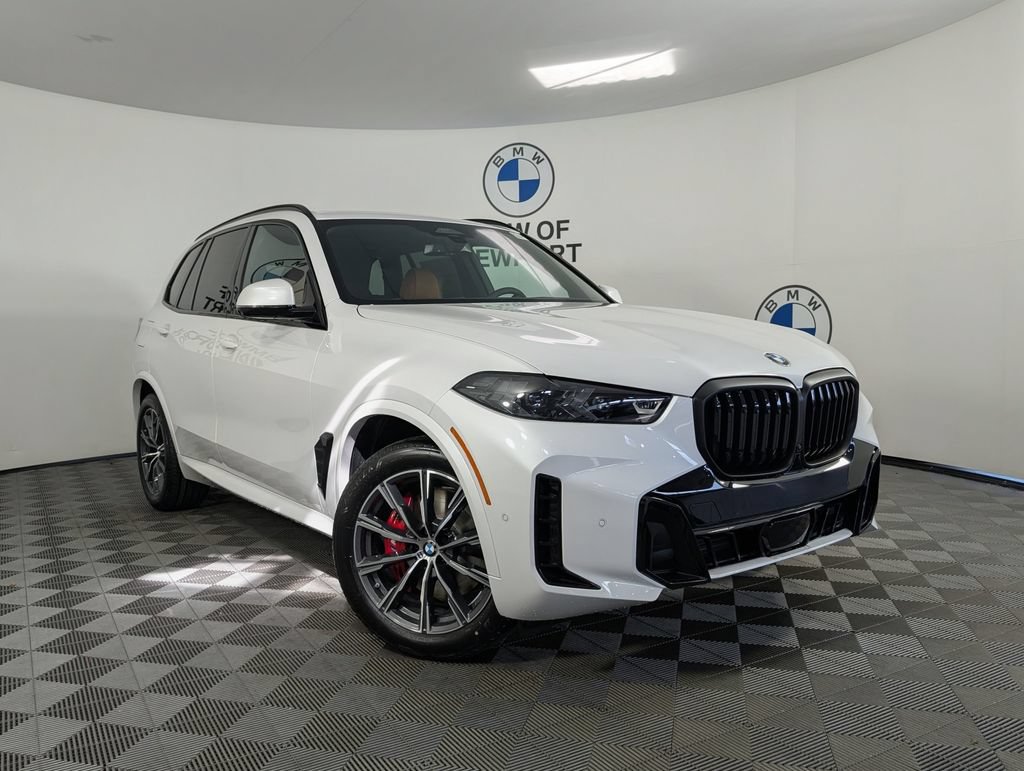 New 2026 BMW X5 xDrive40i w/ M Sport Package AWD/4WD image 3