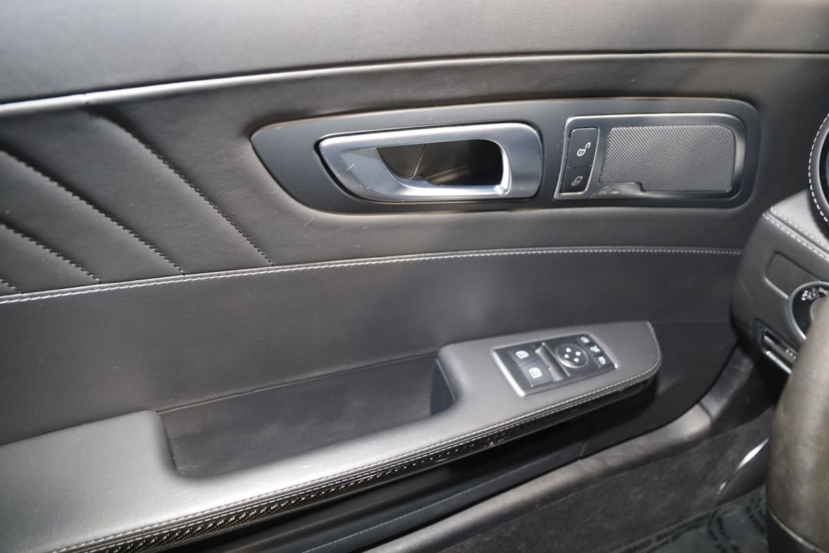 Used 2016 Mercedes-Benz AMG GT S w/ Exclusive Interior Package image 50