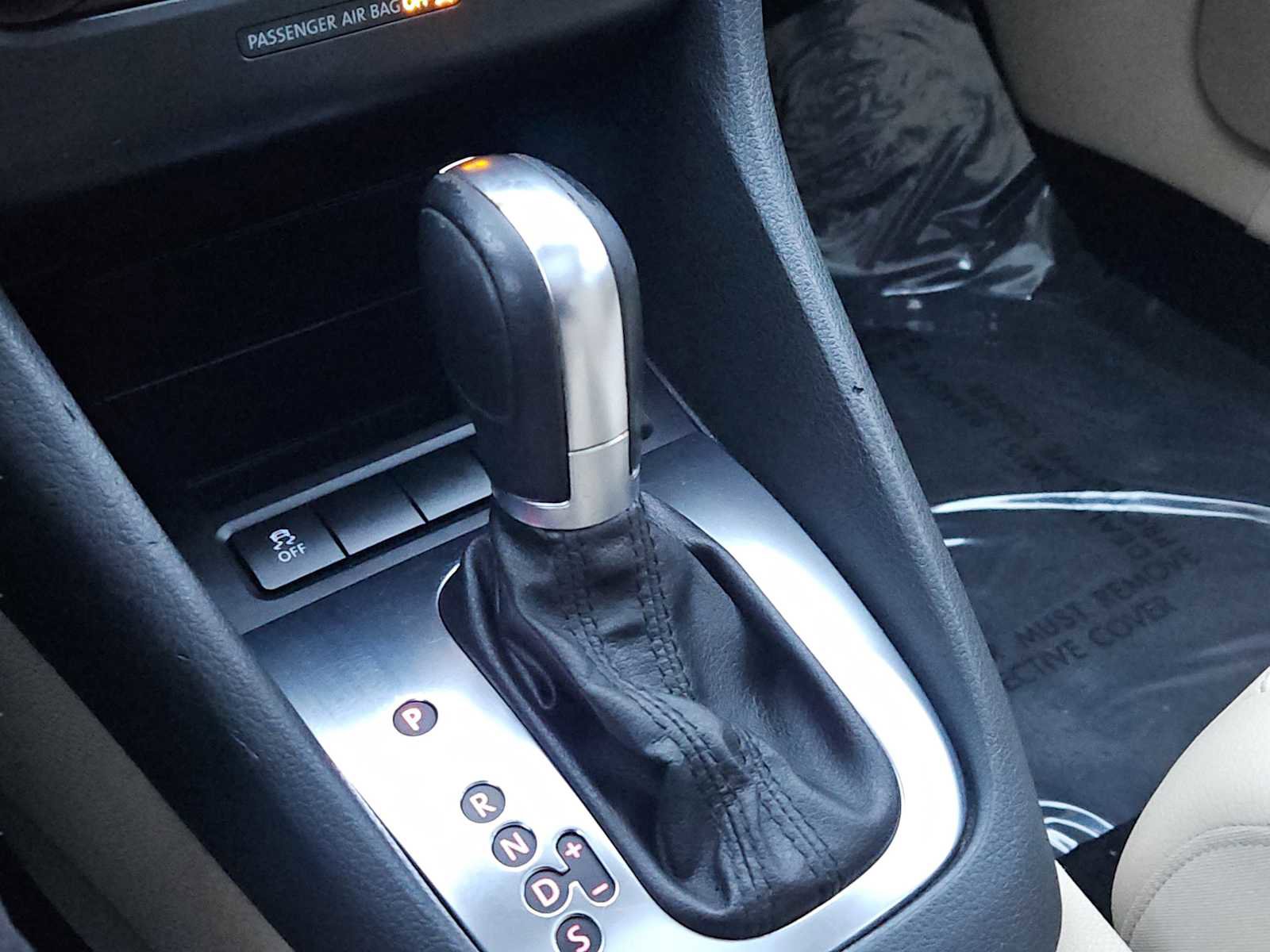 Used 2014 Volkswagen Jetta SE image 24