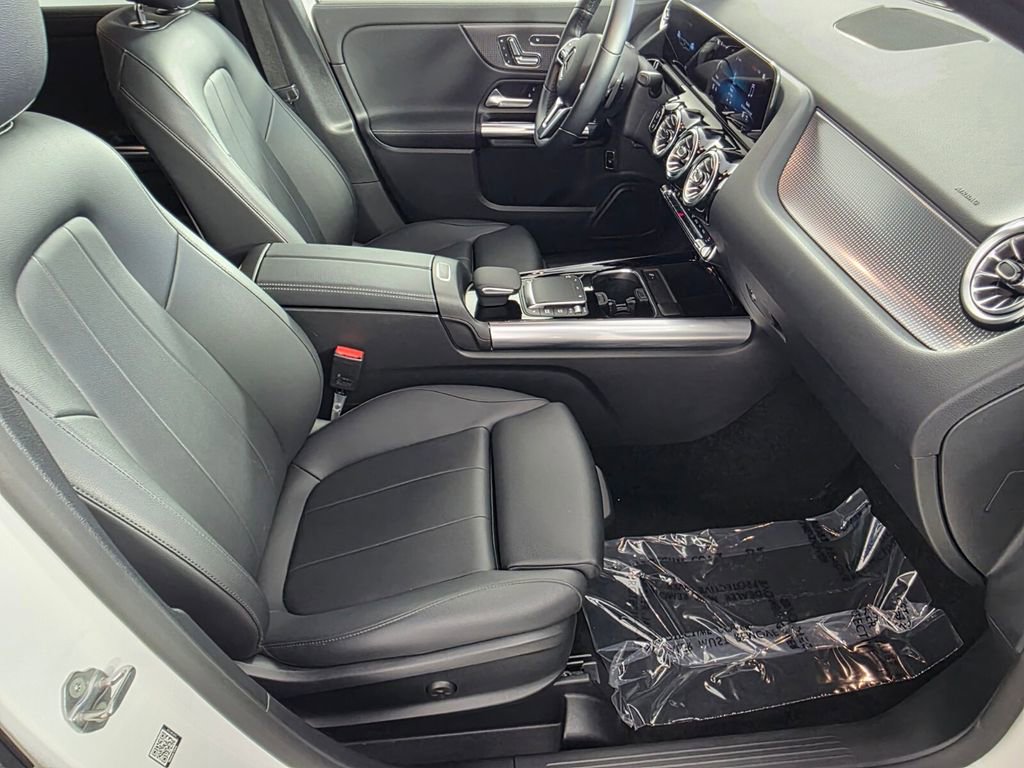 Certified 2022 Mercedes-Benz GLA 250 image 28