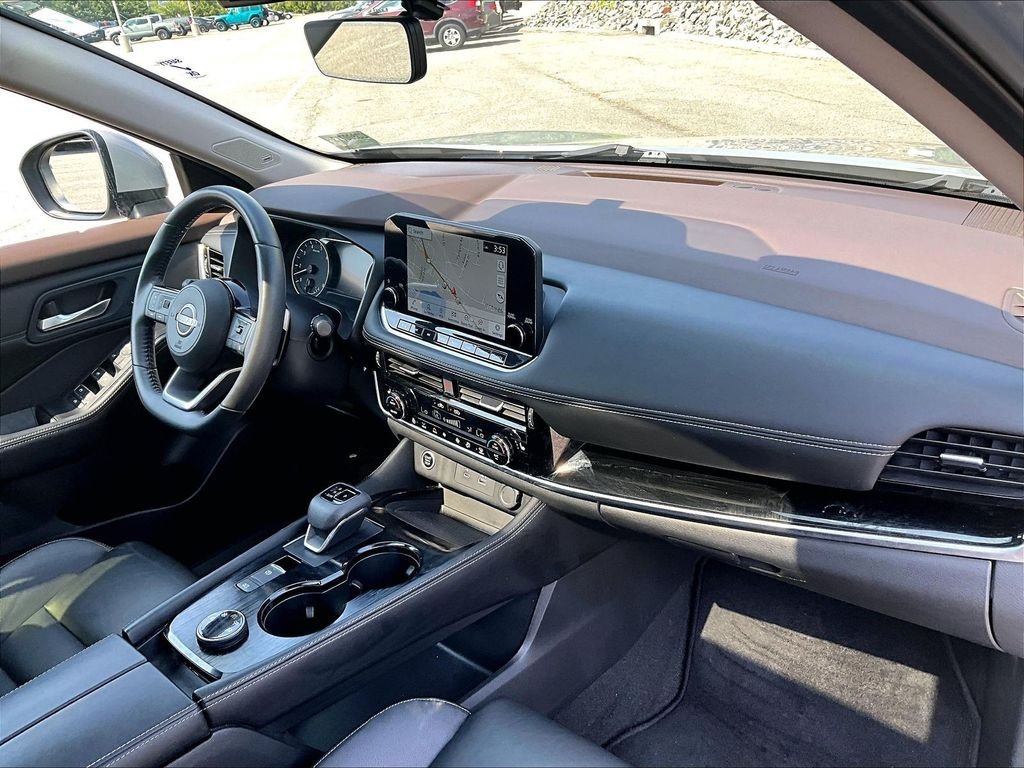 Used 2023 Nissan Rogue SL w/ SL Premium Package AWD/4WD image 14