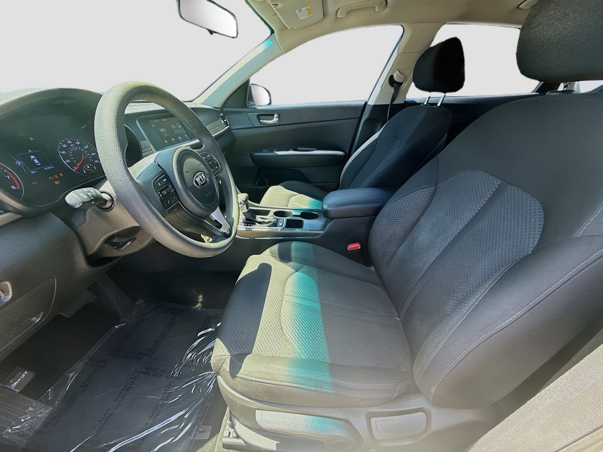 Used 2018 Kia Optima LX w/ 17" Alloy Wheels Package FWD image 16