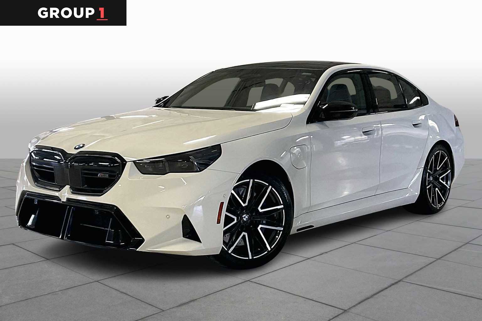 New 2026 BMW M5 w/ Executive Package