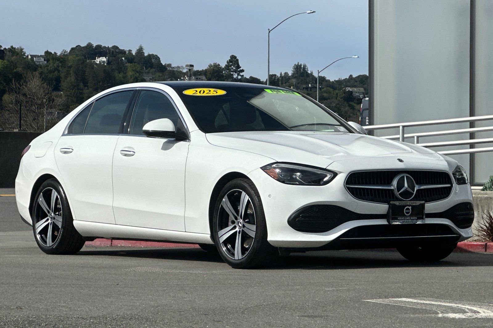 Used 2025 Mercedes-Benz C 300 4MATIC Sedan image 9