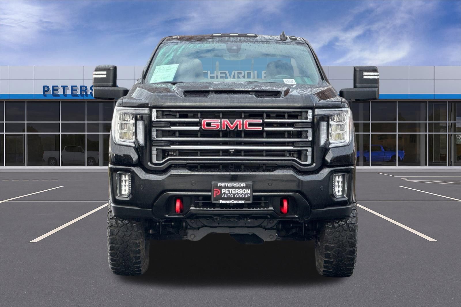 Used 2022 GMC Sierra 2500 AT4 w/ AT4 Premium Plus Package image 9
