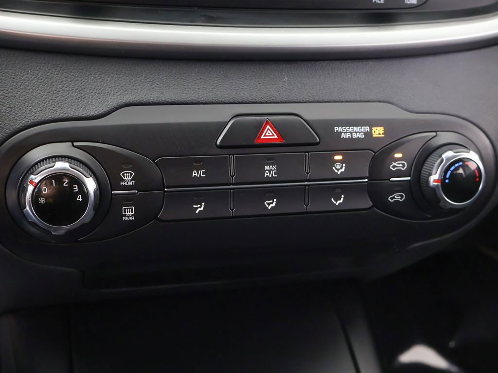 Used 2016 Kia Sorento L FWD image 36