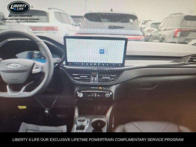 Used 2025 Ford Escape ST-Line Elite w/ Premium Technology Package image 10
