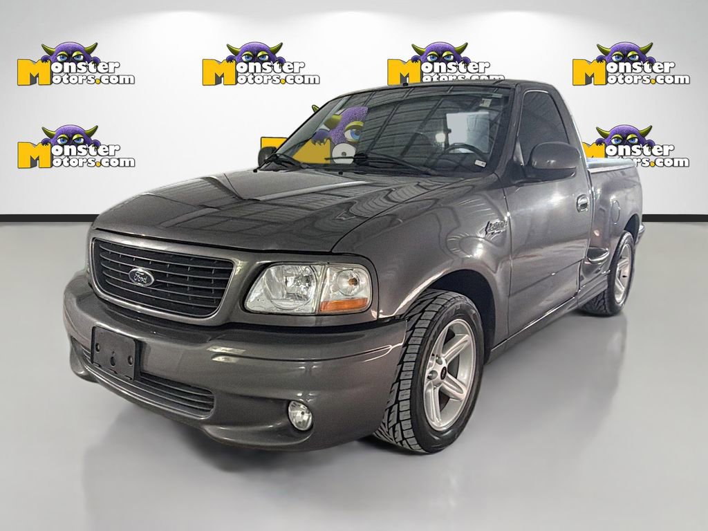 Used 2004 Ford F150 Lightning RWD image 1