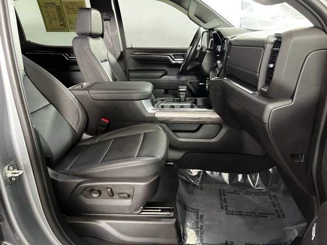 Used 2023 Chevrolet Silverado 1500 LTZ w/ LTZ Convenience Package II image 32