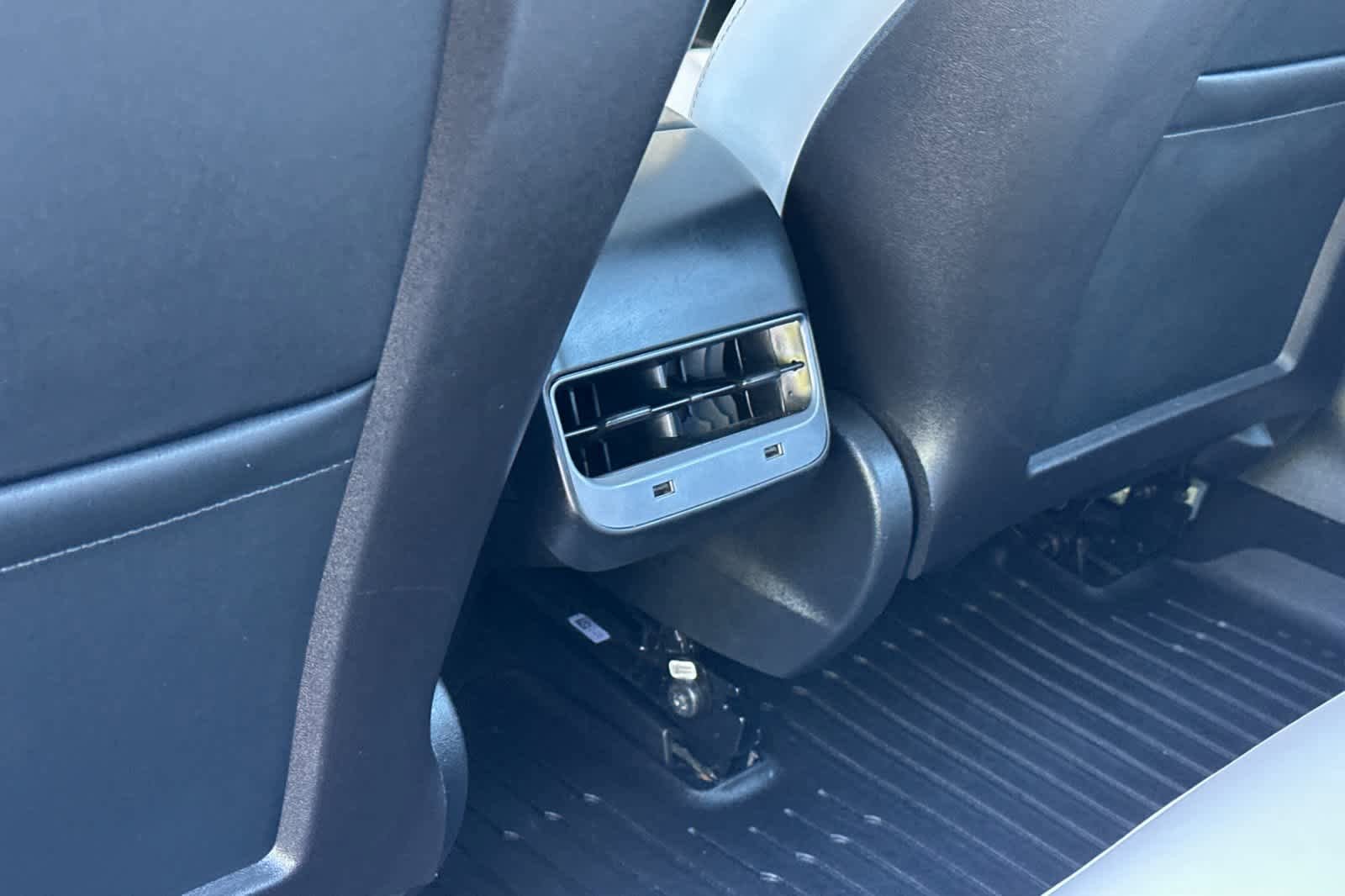 Used 2019 Tesla Model 3 Long Range AWD/4WD image 14