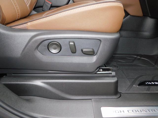 New 2026 Chevrolet Tahoe High Country image 19