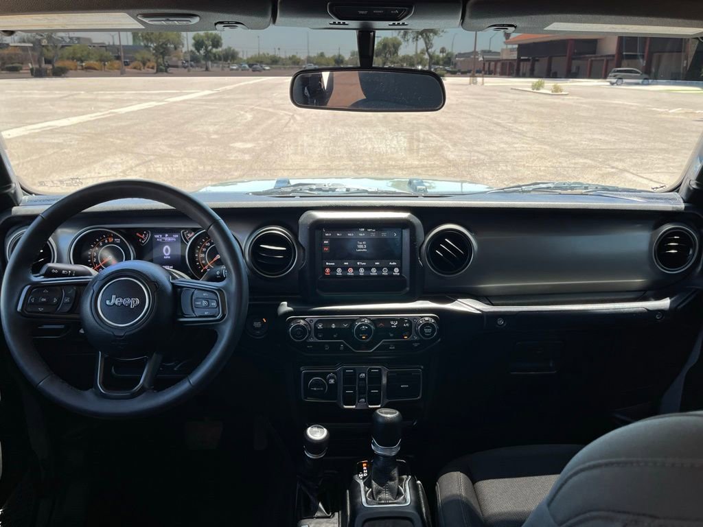 Used 2023 Jeep Gladiator Sport image 25