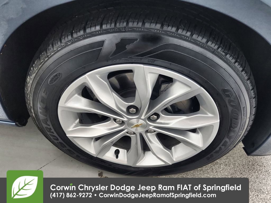 Used 2025 Chevrolet Malibu LT image 33