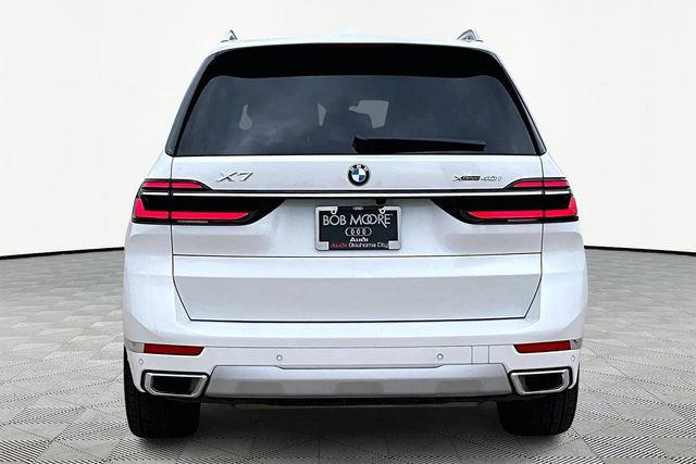 Used 2026 BMW X7 xDrive40i image 4