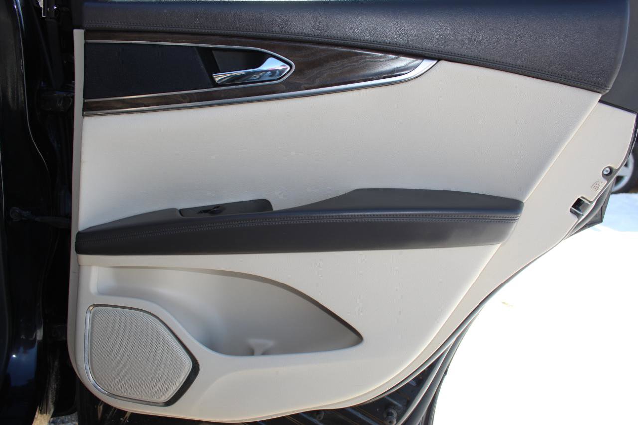 Used 2018 Lincoln MKX Reserve w/ Lincoln MKX Climate Package AWD/4WD image 17