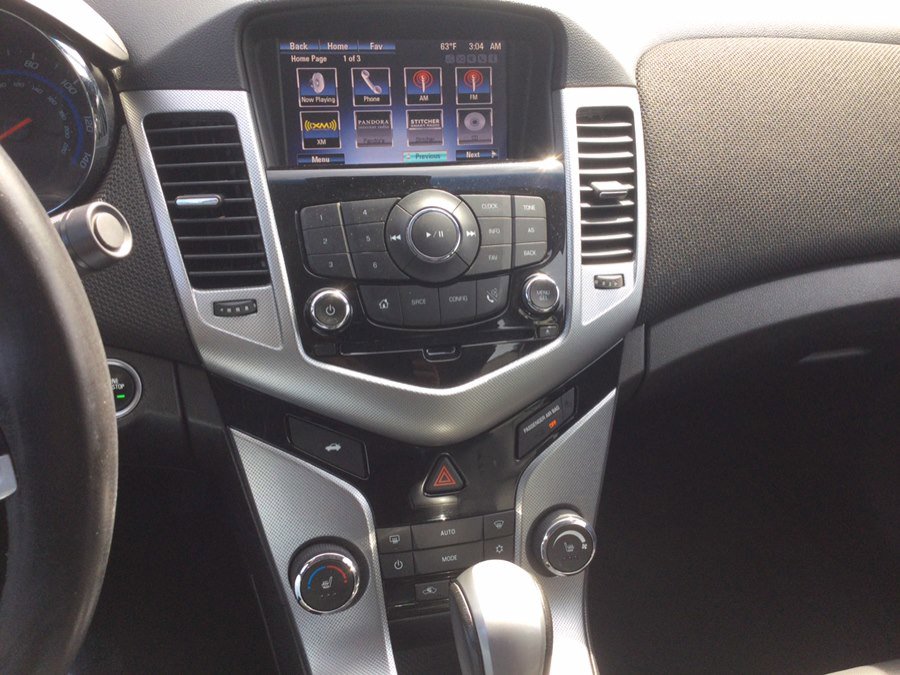 Used 2015 Chevrolet Cruze LTZ w/ Sun, Sound and Sport Package image 34