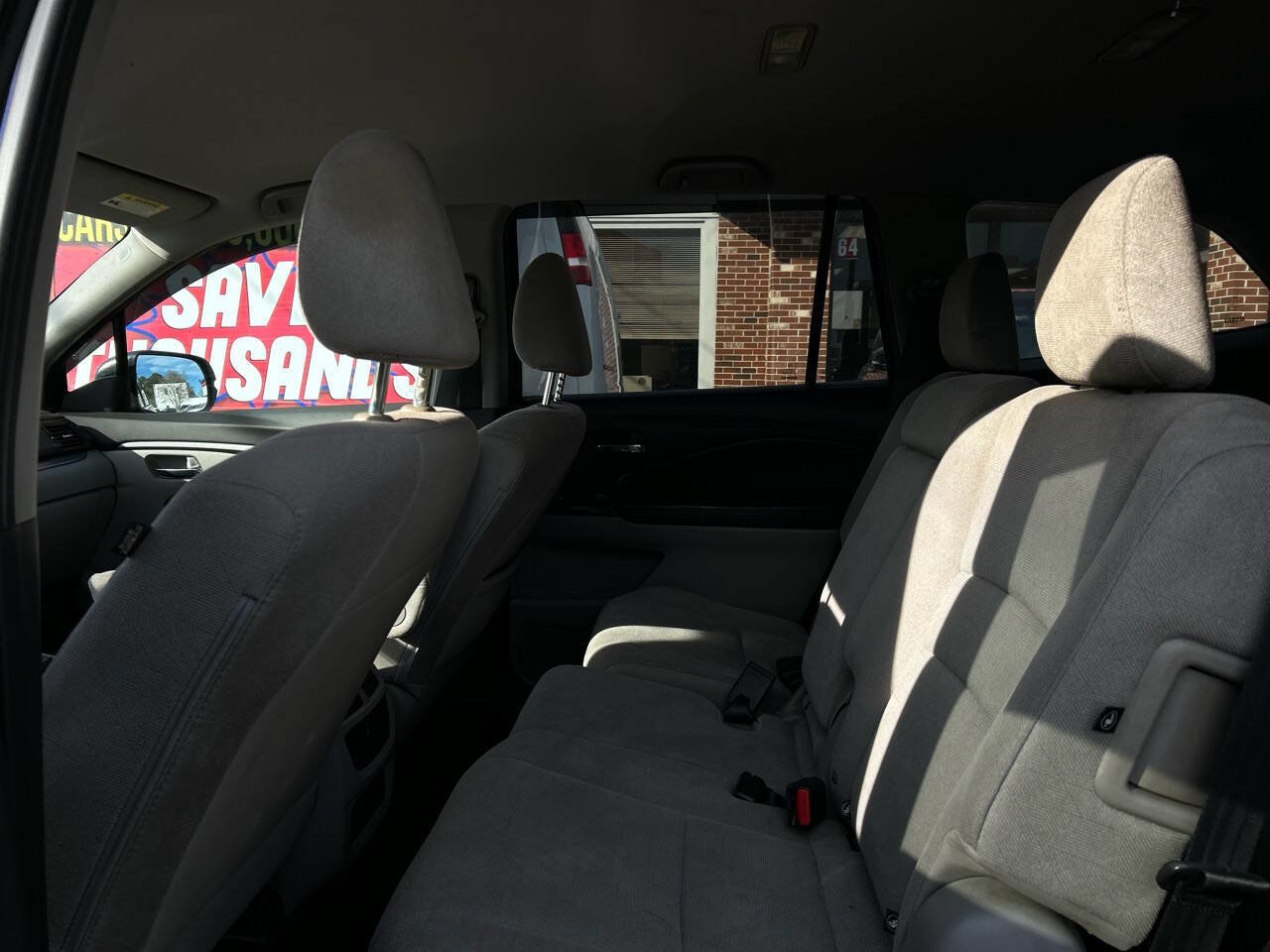 Used 2019 Honda Pilot LX image 29