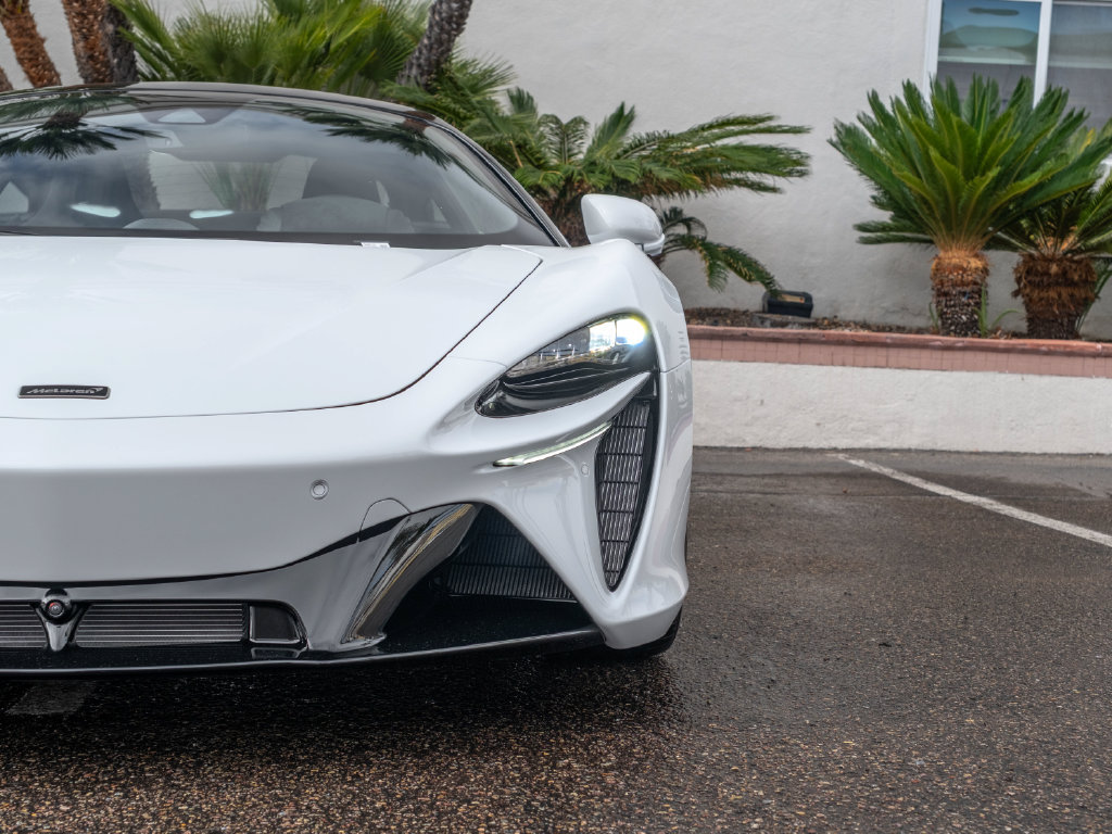 New 2026 McLaren Artura RWD image 6