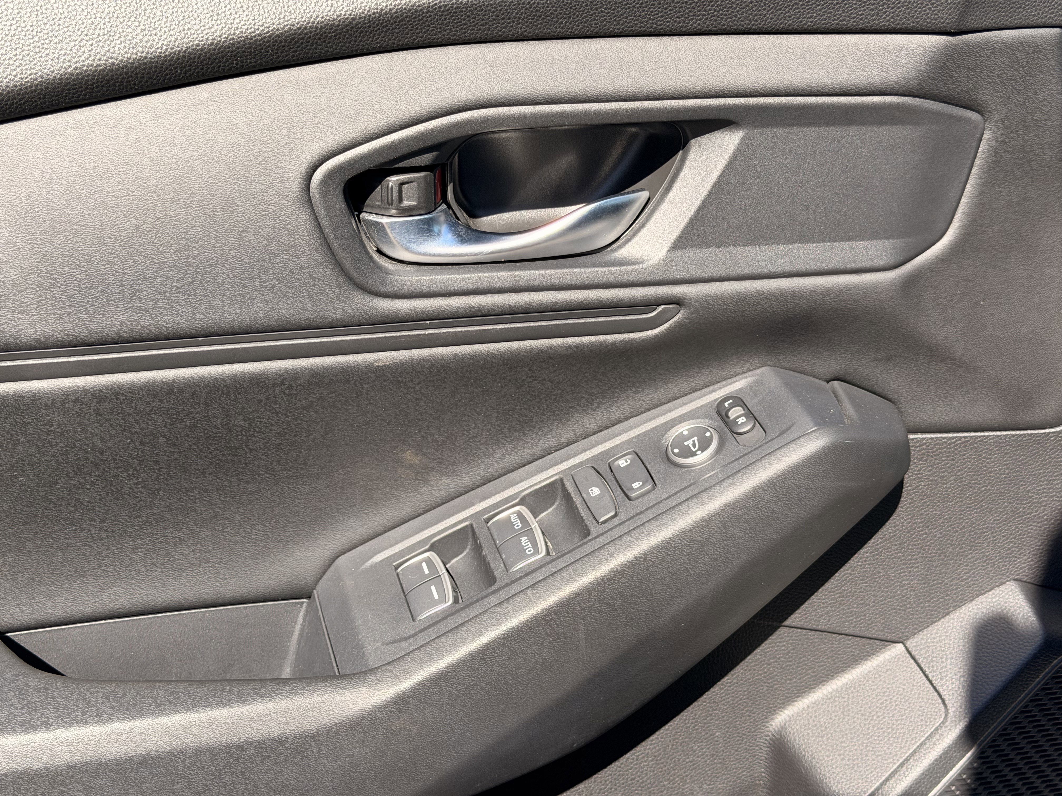 Certified 2023 Honda Accord EX image 8