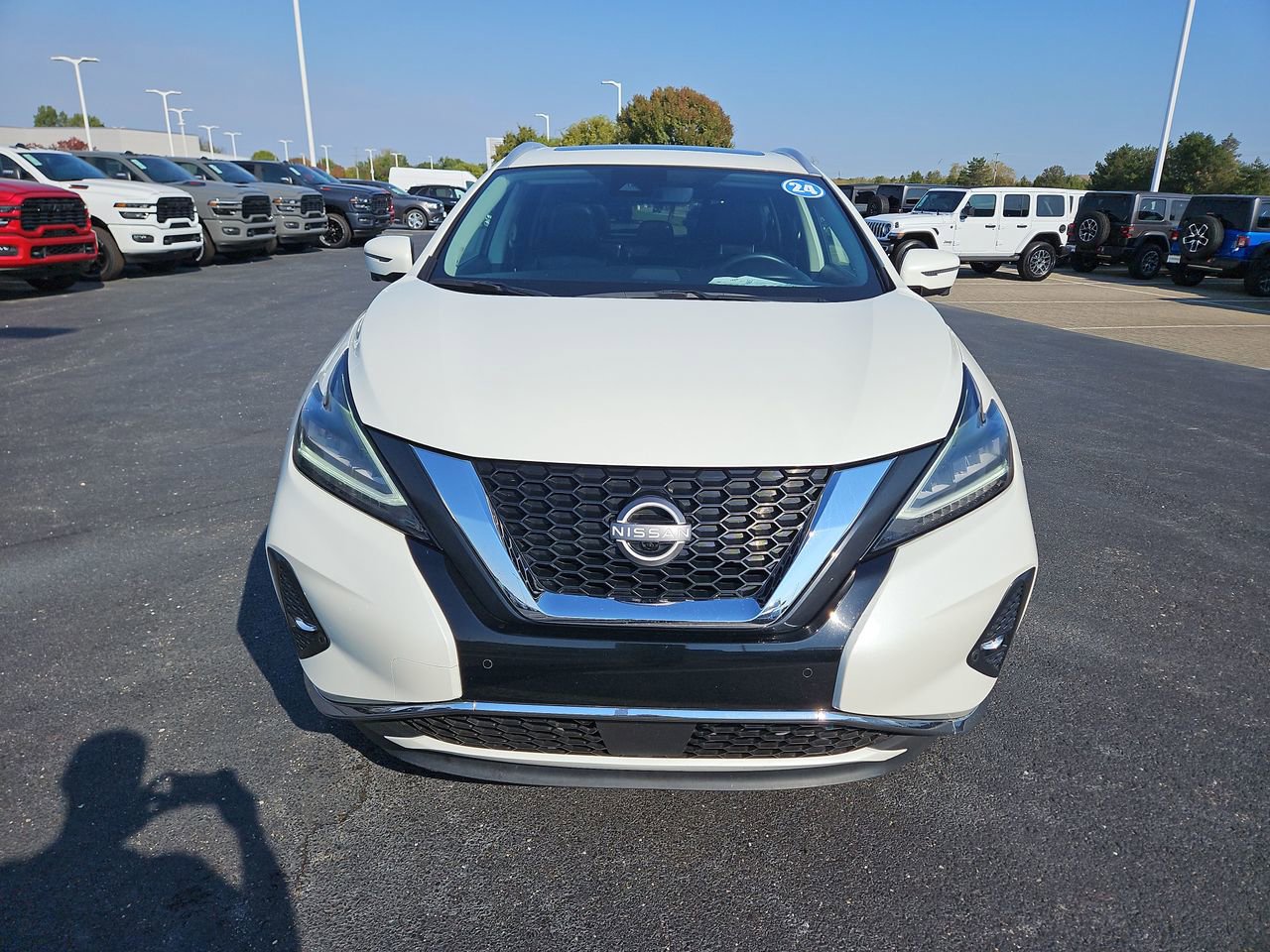 Used 2024 Nissan Murano SL image 2